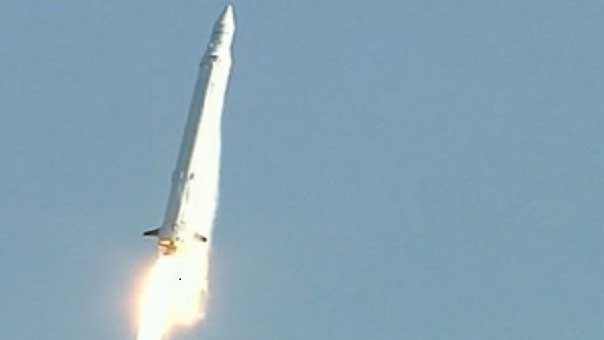 كوريا الشّمالية ترد على المناورة الأميركية الكورية بـ4 صواريخ باليستية