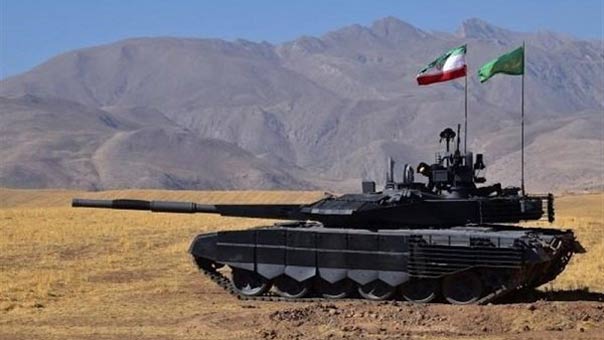 بالصور: بعد مروحية &rsquo;صبا 248&rsquo;.. إيران تكشف عن الدبابة المتطورة &rsquo;كرار&rsquo;