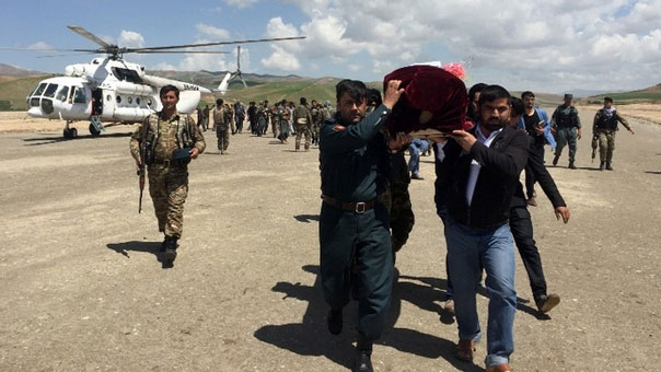 أفغانستان: وزير الدفاع ورئيس هيئة الأركان يستقيلان من منصبيهما بعد هجوم السبت الدامي