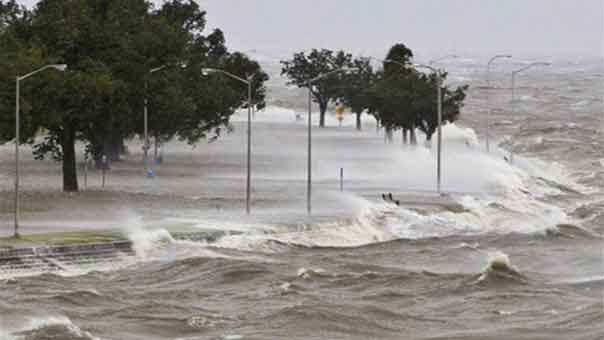 عواصف قوية تودي بحياة 14 شخصاً في الولايات المتحدة الأميركية