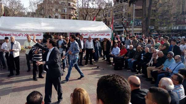 لقاء تضامني في ساحة التل في طرابلس دعماً لحرية الاسرى في معركة الامعاء الخاوية