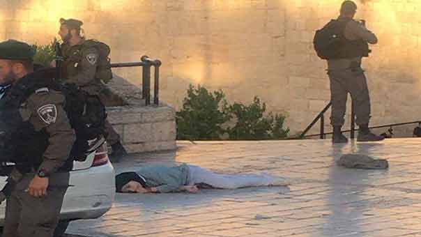 استشهاد فتاة فلسطينية برصاص جنود الاحتلال الصهيوني في منطقة باب العامود بالقدس المحتلة