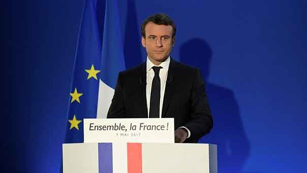 ماكرون بعيون الصحافة الفرنسية والأجنبية: ارتياح خارجي ومخاوف داخلية