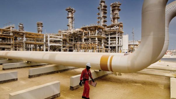 &rsquo;أرامكو&rsquo; تمنح شركة إماراتية عقد بناء 4 منصات نفطية

