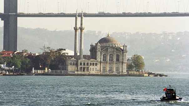 المخابرات التركية: &rsquo;داعش&rsquo; يخطط لضرب سفن روسية في البوسفور