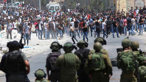 بعد مواجهات دامية في الضفة وغزة .. دعوات فلسطينية لإضراب شامل الاثنين المقبل نصرة للأسرى