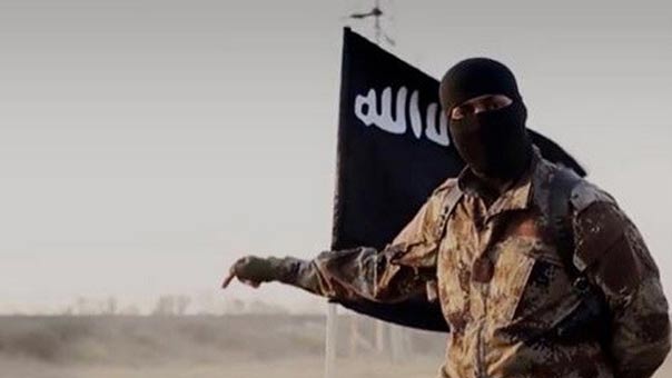’يديعوت أحرونوت’: ’داعش’ انهار والنظام السوري صمد