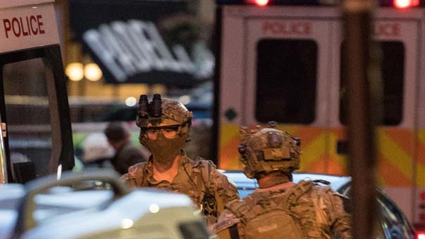 7 قتلى وقرابة 50 جريحًا في هجوم بشاحنة وسط لندن.. والشرطة تقتل 3 مهاجمين