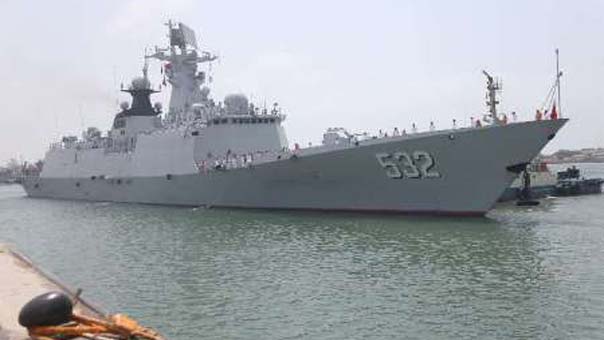 مناورة عسكرية مشتركة بين ايران والصين في مياه الخليج الفارسي