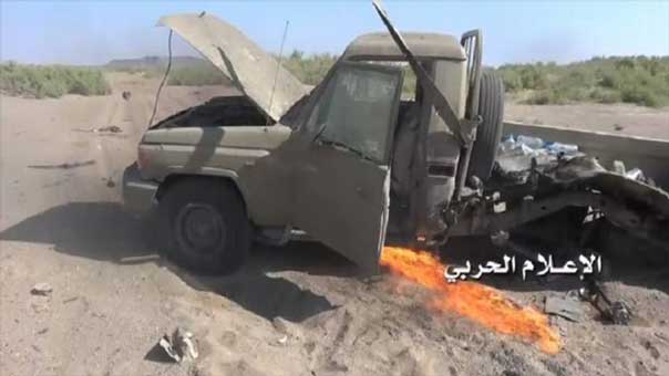 دك تجمع آليات سعودية وإعطاب طقم وقنص جندي في موقعين بجيزان