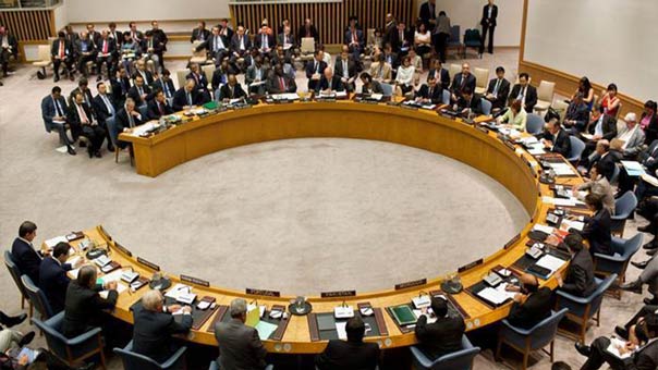 واشنطن تتوعد بيونغ يانغ بعمل عسكري.. والكرملين يحذّر من &rsquo;صب الزيت على النار&rsquo;
