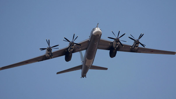 الدفاع الروسية: غارات على مواقع &rsquo;داعش&rsquo; في عقيربات بريف حماة