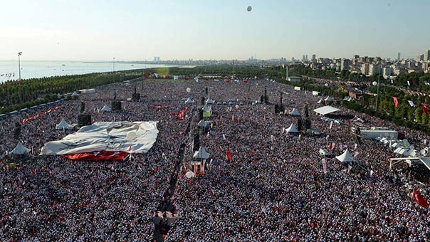  تركيا.. مسيرة مليونية &rsquo;لهدم جدران&rsquo; أردوغان