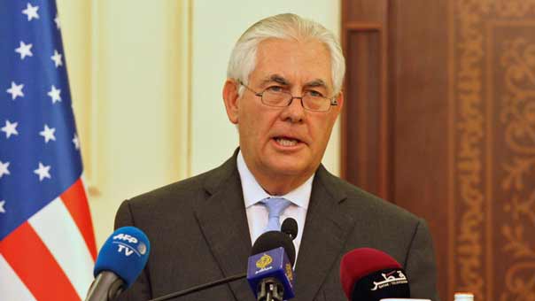 تيلرسون يغادر الدوحة إلى واشنطن دون الإعلان عن إحراز تقدم في احتواء الأزمة الخليجية