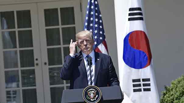  ترامب: إذا كنتم لا تحاورون روسيا فالأرجح أنكم أغبياء!