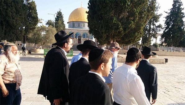 وسط خذلان رسمي عربي.. المقدسيون يتصدون للأطماع الصهيونية بتقسيم &rsquo;الأقصى&rsquo; المبارك