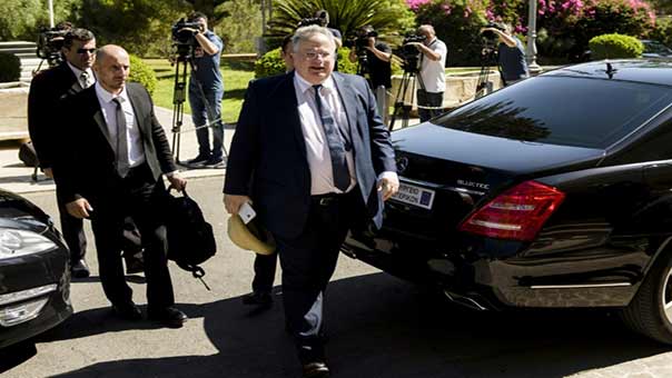 وزيرا خارجية اليونان وتركيا في قبرص عقب فشل محادثات إعادة التوحيد