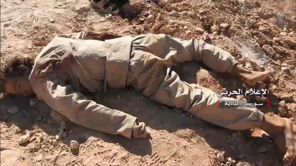 بالصور: هكذا أفشل الجيش السوري هجوم &rsquo;داعش&rsquo; في محيط &rsquo;حميمة&rsquo;