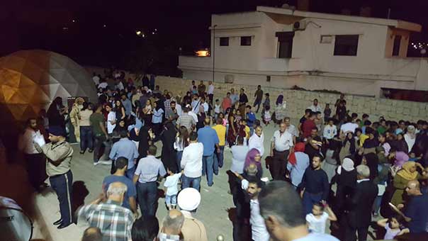 كوثرية السياد تُقِيم معرضًا علميًا حول الفضاء الخارجي