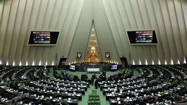 مجلس الشورى الايراني يصادق على مشروع مواجهة الاجراءات الامريكية