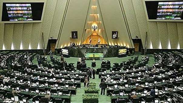 إيران: مجلس الشورى يواصل مناقشة أهلية الوزراء المُقترحين قُبيل منح الحكومة الثقة