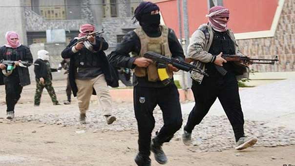  قيادي في الحشد الشعبي: الاميركان والبارزاني ساعدوا إرهابيو تنظيم داعش في الفرار من تلعفر