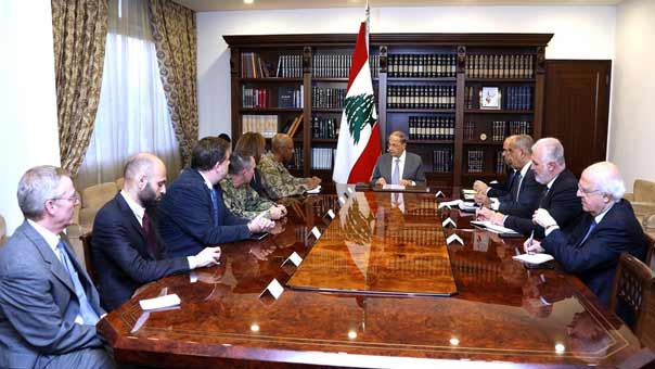 عون اثار الانتهاكات الاسرائيلية للبنان مع نائب قائد القيادة المركزية الاميركية: لبنان ماض في مكافحة الارهاب