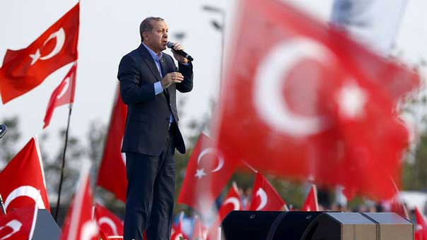 أردوغان: استفتاء الأكراد مشروع عدائي يقف وراءه مسؤول فرنسي وآخر &rsquo;إسرائيلي&rsquo;

