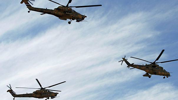 العراق: طائرات القوة الجوية تلقي آلاف المنشورات تدعو فيها &rsquo;داعش&rsquo; إلى الاستسلام أو الموت