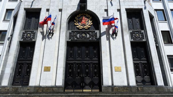 الدفاع الروسية: إعلان واشنطن وفرنسا وألمانيا تخصيص تمويل عاجل للرقة يثير قلقنا