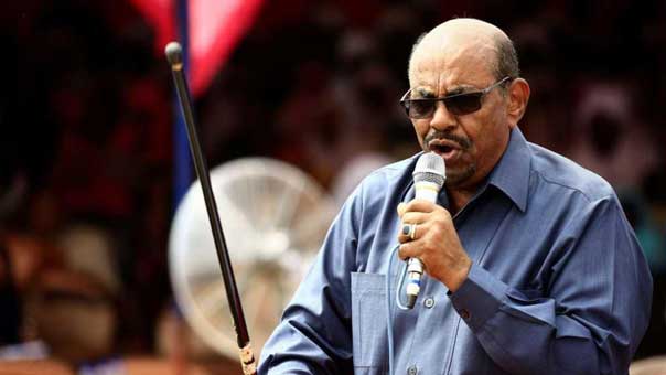 السودان.. السجن لصحفي اتهم أسرة البشير بالفساد

