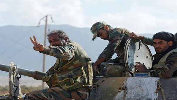 الجيش السوري وحلفاؤه يسيطرون على حيين في ديرالزور