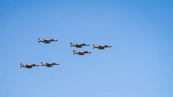 الجيش الإيراني يُطلق مناورات &rsquo;فدائيو حريم الولاية 7&rsquo; بمشاركة كافة القواعد الجوية الحربية