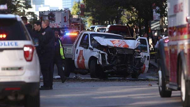 أول &rsquo;قرار&rsquo; من ترامب بعد حادثة منهاتن.. وعمدة نيويورك يؤكّد فرضية الإرهاب  