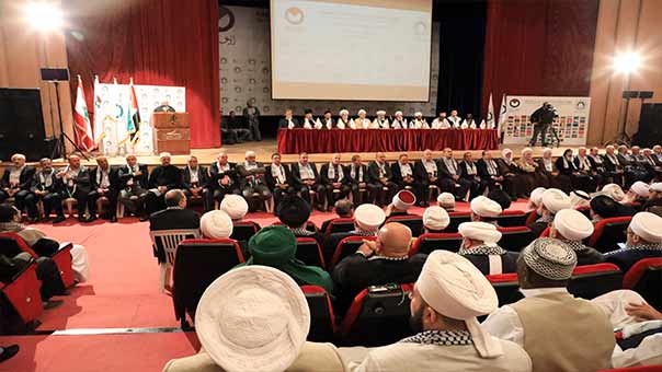 افتتاح مؤتمر ’الوعد الحق’ في بيروت.. والشيخ قاسم: لا تتعبوا أنفسكم بالصراخ فالمقاومة حياتنا