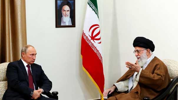 الامام الخامنئي: التحالف الأميركي الداعم للارهابيين في سوريا هزم.. وتسوية الأزمة بحاجة لمواصلة التعاون الروسي الإيراني

