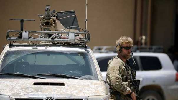 &rsquo;نوفوستي&rsquo; نقلاً عن شهود عيان: الولايات المتحدة قامت بإجلاء قادة &rsquo;داعش&rsquo; من الميادين

