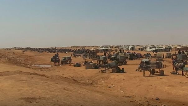 الدفاع الروسية تبحث مع الأمم المتحدة إيصال الإغاثات إلى مخيم الركبان