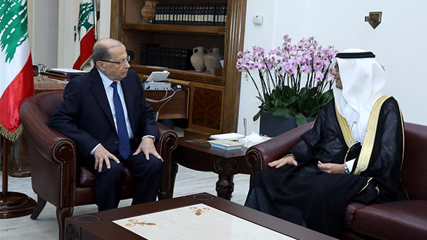 الرئيس عون للقائم بالأعمال السعودي: طريقة استقالة الرئيس الحريري ’غير مقبولة’ ونطالب بعودته