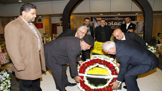 وفد من الاتحاد العمالي العام يضع اكليلا من الزهر على ضريح الشهيد عماد مغنية وفود شبابية وحزبية تزور الشهداء روضة الشهيدين في بيروت