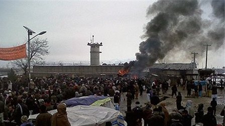 أفغانستان: توقع تصاعد الاحتجاجات في الأيام المقبلة وجريمة إحراق الأميركيين للمصاحف ليست جديدة