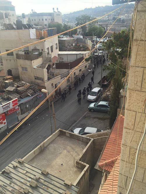 في ليلة وُصفت بالأعنف.. مواجهات مع الاحتلال في الضفة والقدس