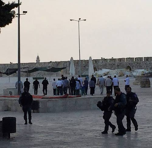 في ليلة وُصفت بالأعنف.. مواجهات مع الاحتلال في الضفة والقدس