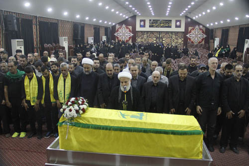 حزب الله وجماهير المقاومة شيعوا الشهيد المجاهد فادي نصرالله في روضة الشهيدين