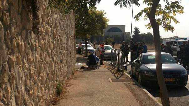 استشهاد 3 فلسطينيين في القدس المحتلة والخليل