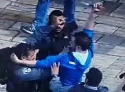 فدائيو انتفاضة القدس: شعب فلسطين يحكم بالسكين 