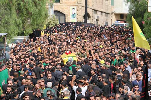 حزب الله وجماهير المقاومة شيعوا الشهيد سامي محمد علي حرب في بلدة حاروف الجنوبية