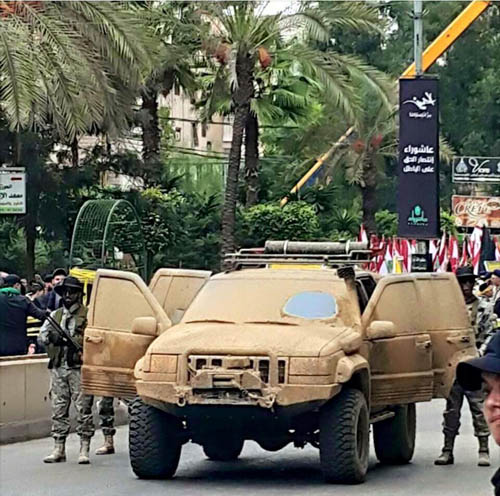 عشرات الآلاف احتشدوا في الضاحية تلبية لنداء الحسين(ع) بالدموع والقبضات