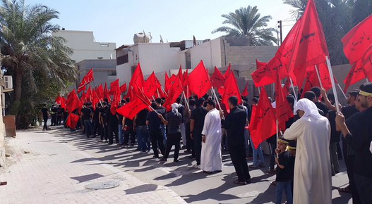 بالصور: البحرينيون يحيون يوم العاشر من المحرم