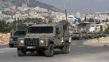 الاحتلال يستخدم الرصاص الحي ضد الشبان الفلسطينيين في الضفة الغربية 